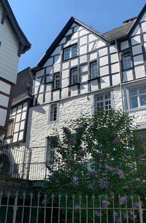 Manoir -1654- Historisch Schlafen In Monschaus Altstadt Extérieur photo