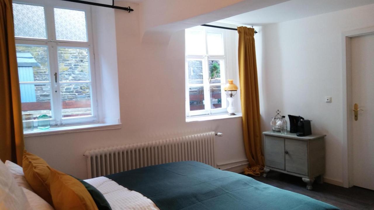 Manoir -1654- Historisch Schlafen In Monschaus Altstadt Extérieur photo